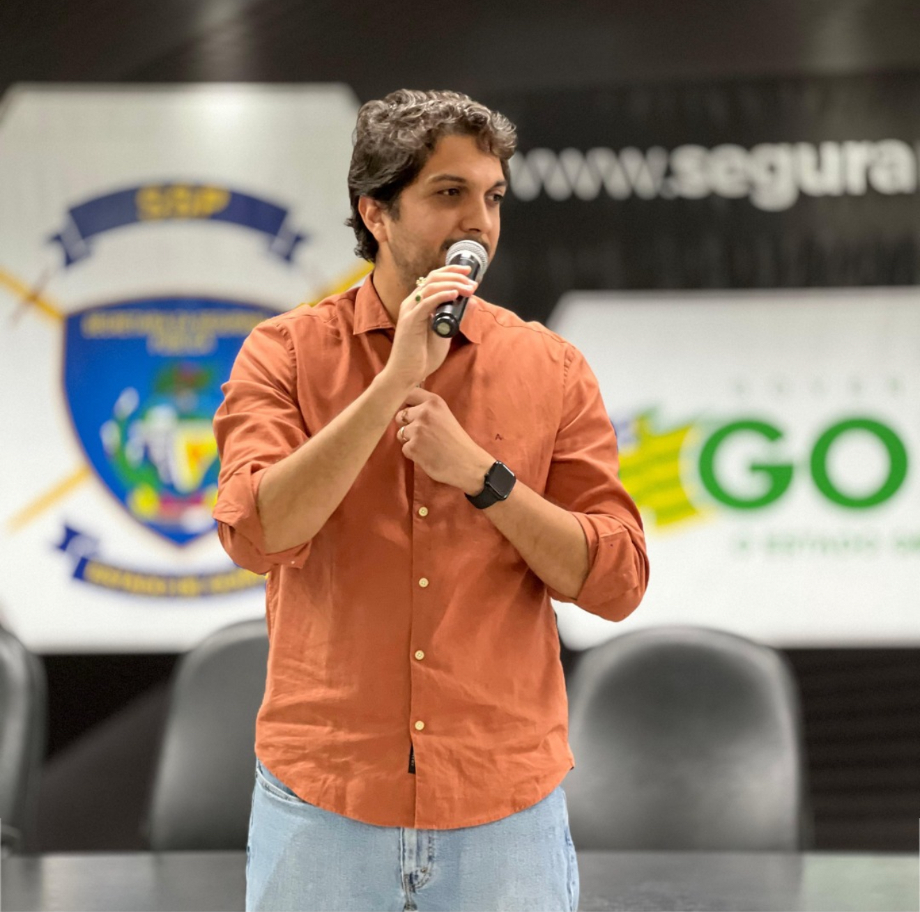 Queops Barreto Apresentação